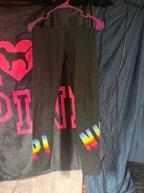 Victoria's Secret PINK Yoga Leggings Black Rainbow Logo Size S